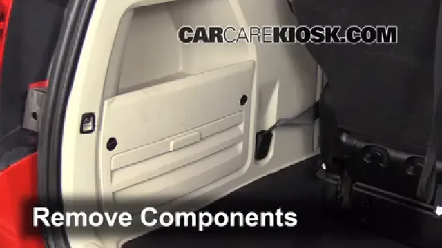 2013 Dodge Grand Caravan SXT 3.6L V6 Pneus et roues Changer un pneu crevé
